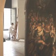 The smell of paint fills the quiet, wide room. This is the art restoration lab of the University of Urbino, where professor Michele Papi teaches... 